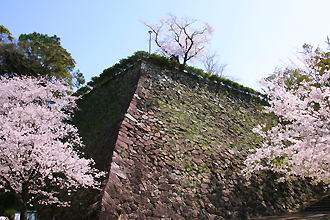 千人殺しの石垣